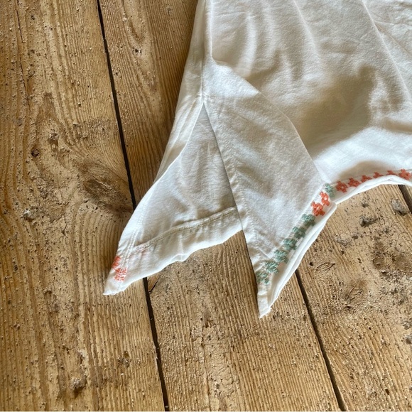 Johnny Was Top White Embroidered Short Sleeve Flowy Boho Womens XS - Picture 6 of 8